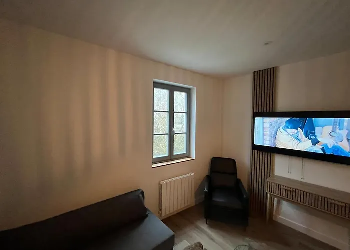 T2 Proche De La Cité Gastronomique Appartamento