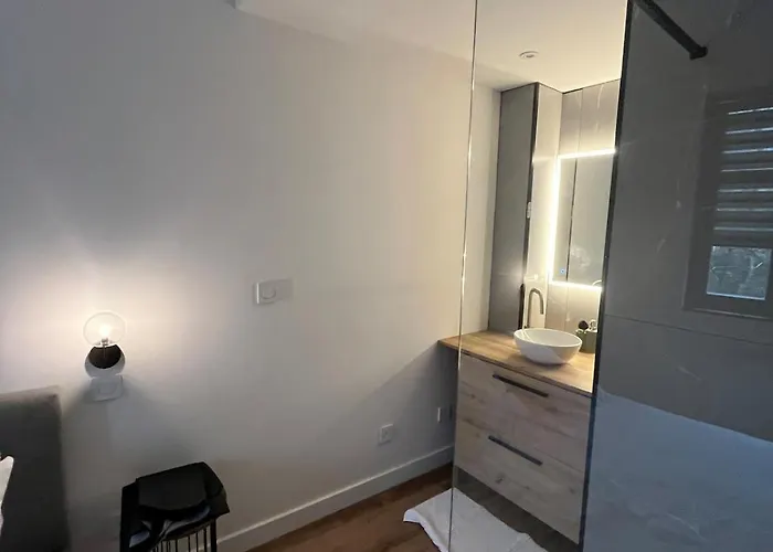 T2 Proche De La Cité Gastronomique Dijon